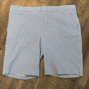Womens Shorts-BANANA REPUBLIC-blue/white striped‎ seersucker Bermuda Size 14
